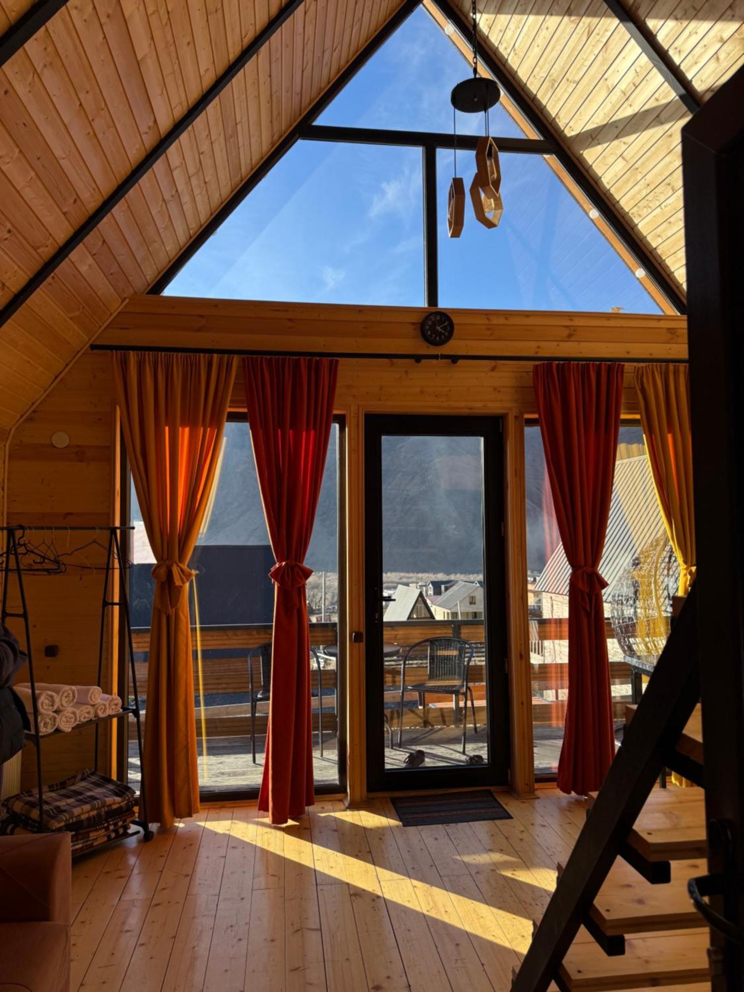 Kazbegi Inn Cottages Εξωτερικό φωτογραφία
