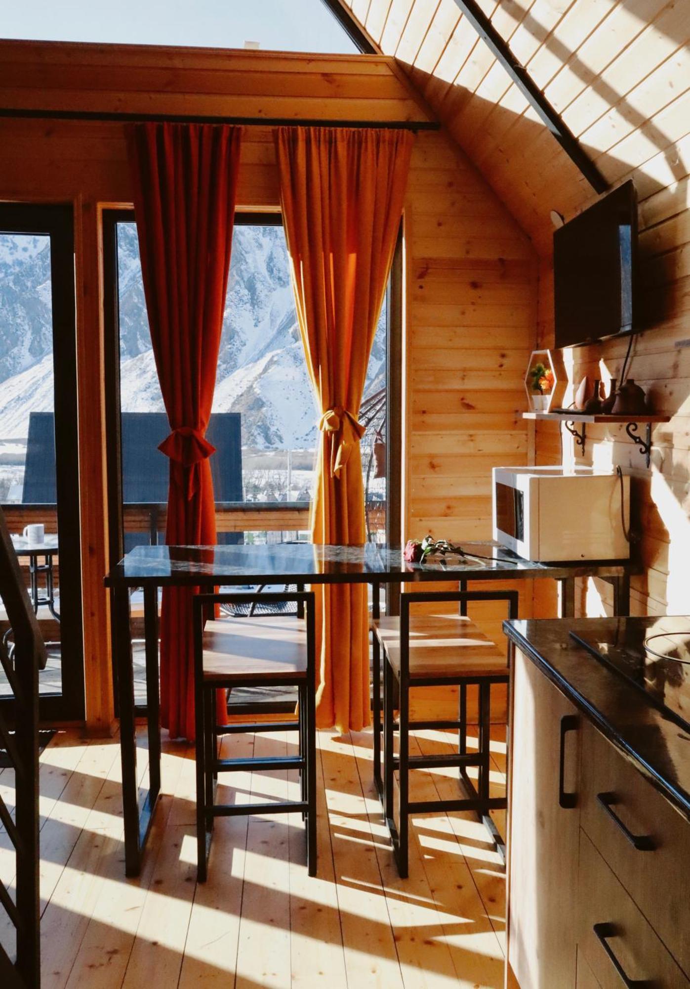 Kazbegi Inn Cottages Εξωτερικό φωτογραφία